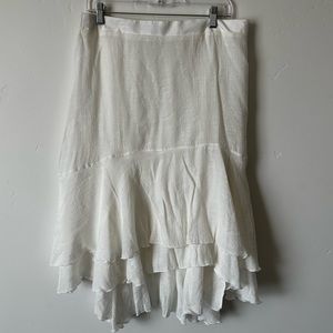 Flowy white skirt